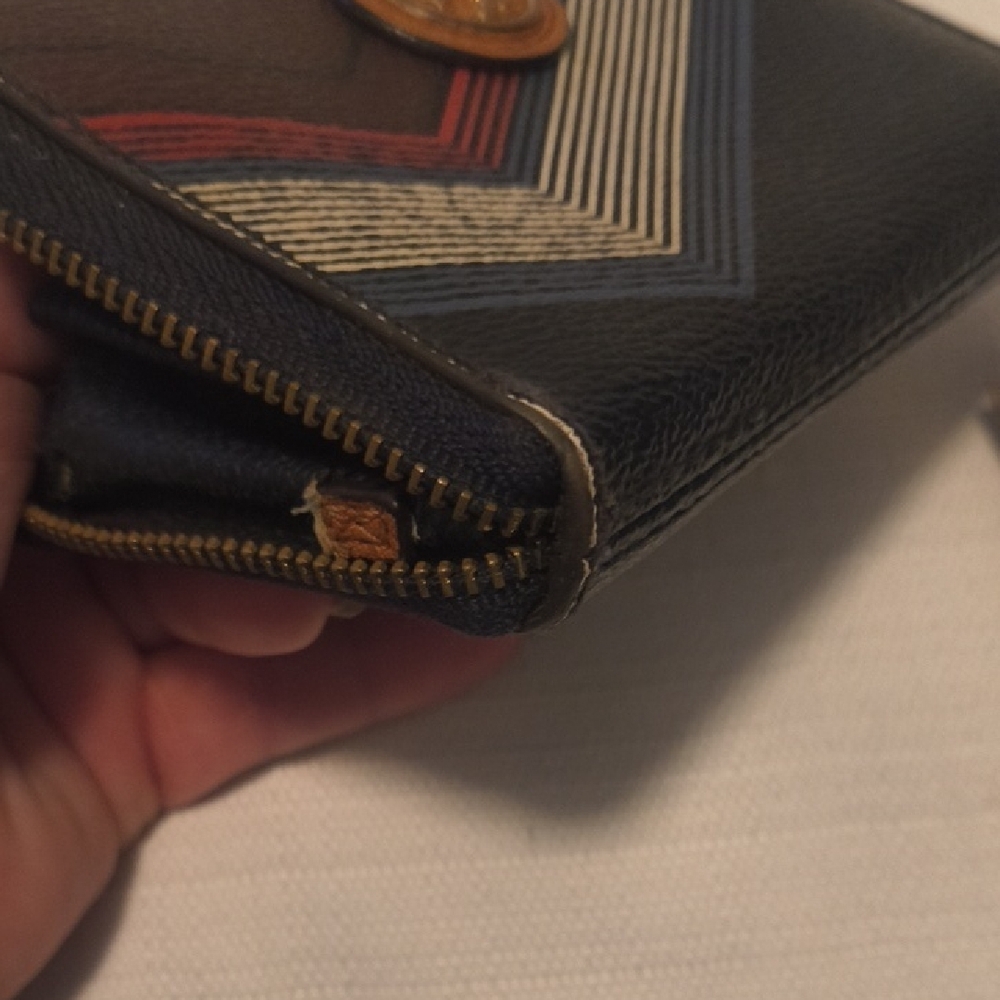 Tory Burch Multicolor Chevron Wallet - Picture 5 of 6